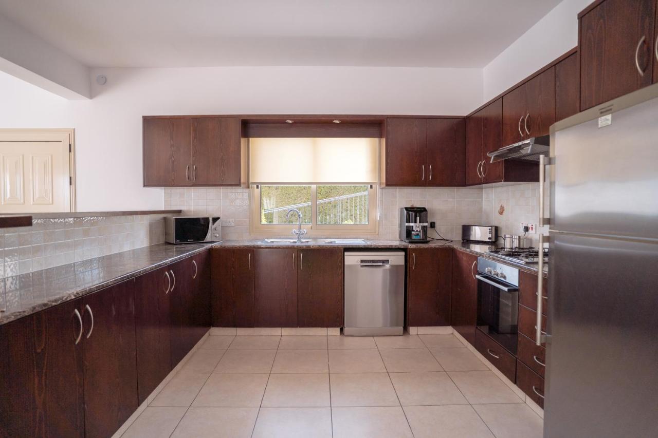 Eframia Dyo By Prestige Bookings Villa *