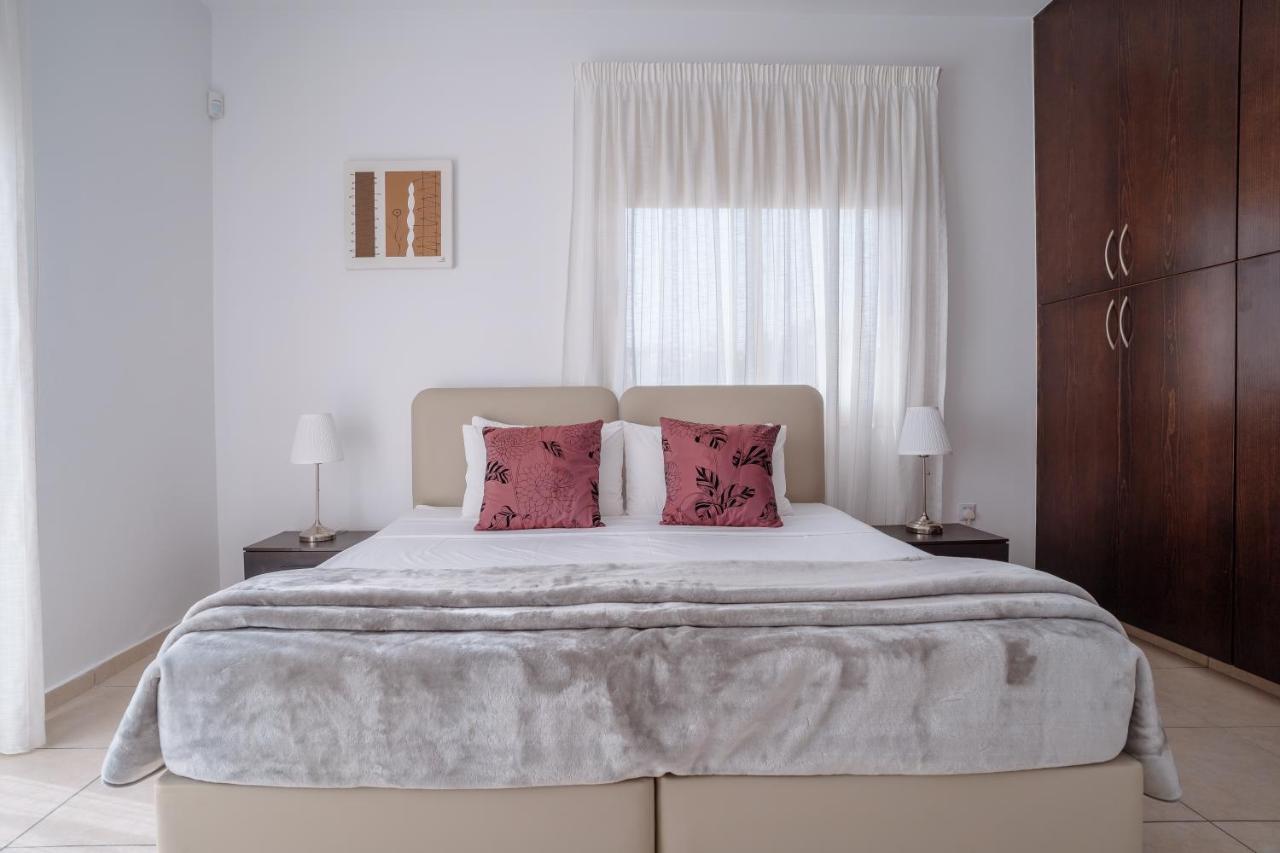 Eframia Dyo By Prestige Bookings Villa