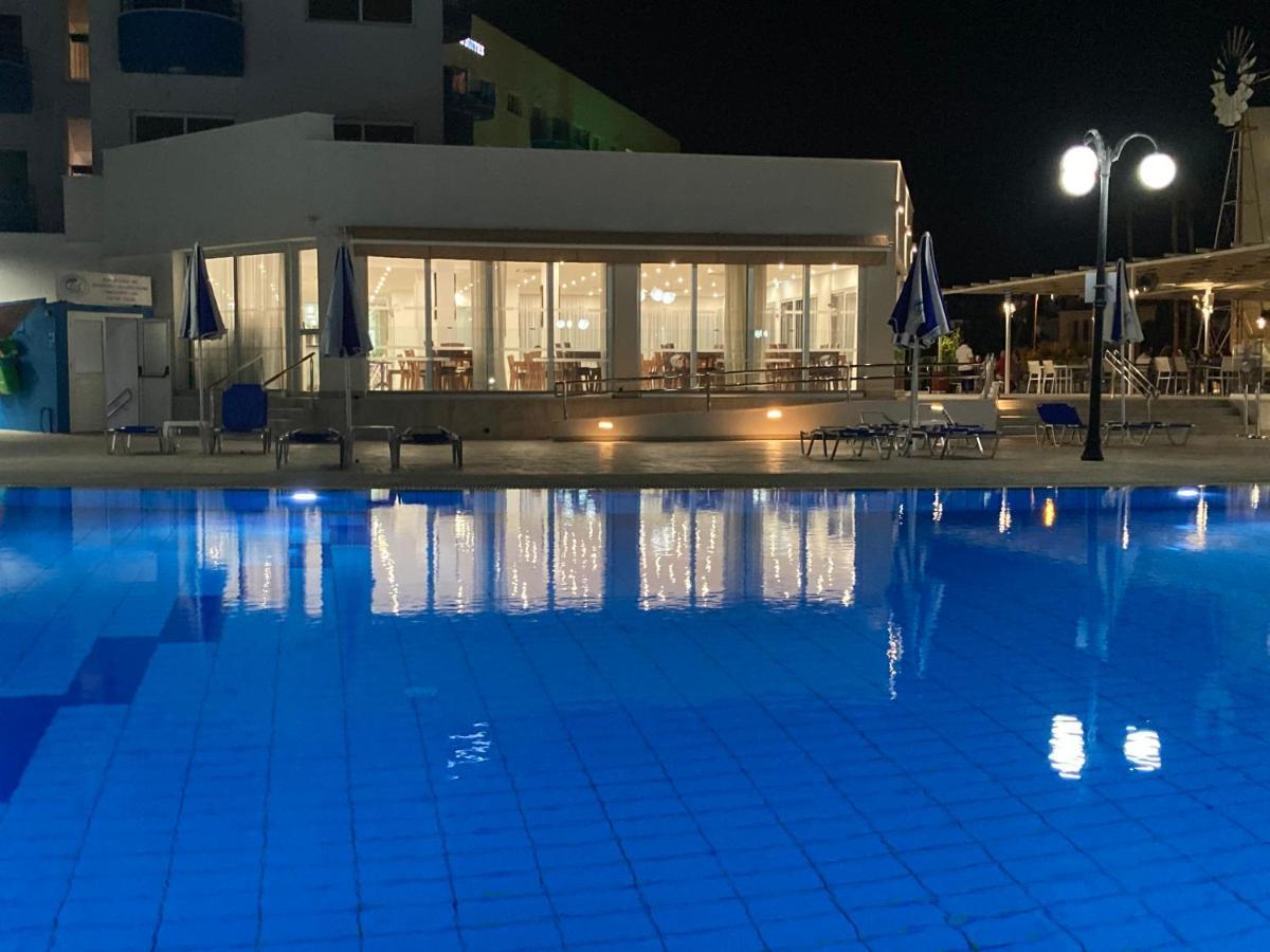 Hotel Tetyk Pernera