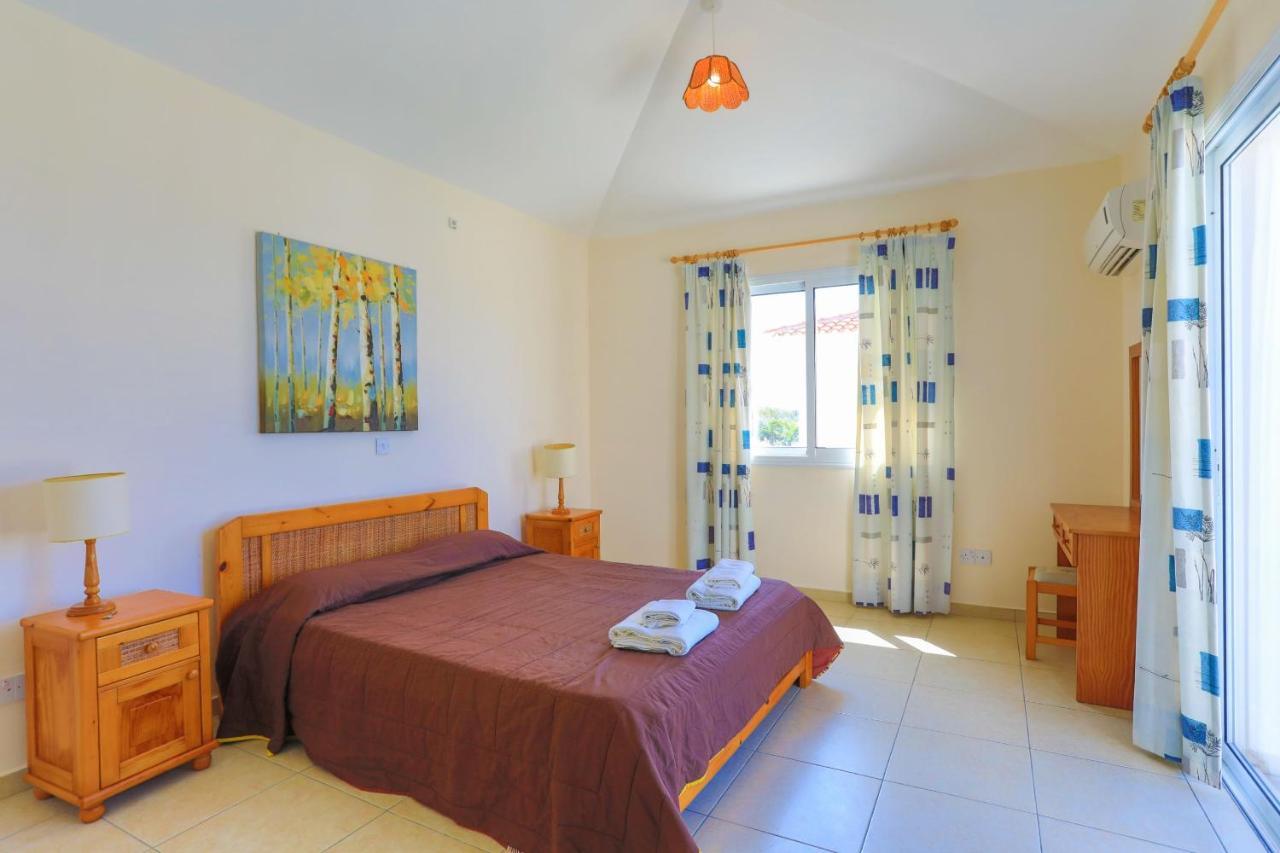 Villa Sandy Coast Petunia