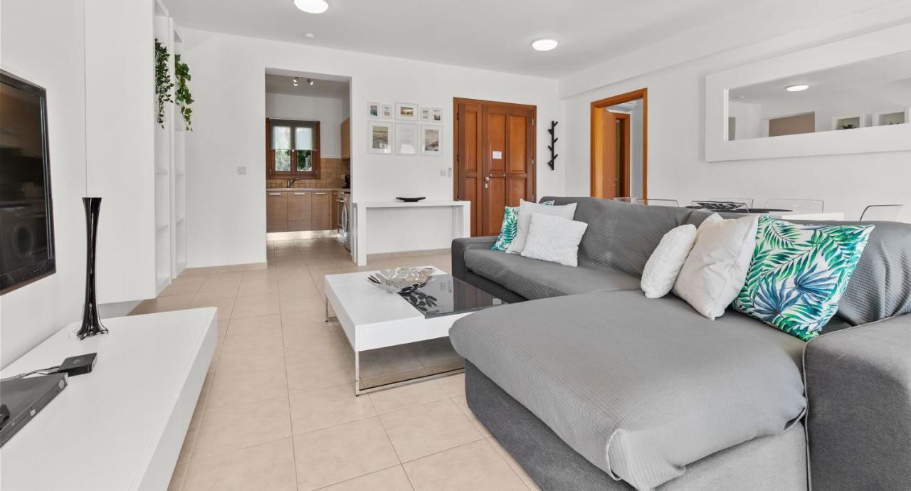 Pool Side Ground Floor Bf02 - Theseus Village, Aphrodite Hills * Kouklia