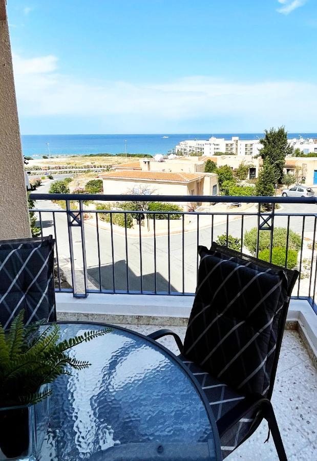Direct Sea View & Quality Bed - Kings Palace 1 Bed Paphos