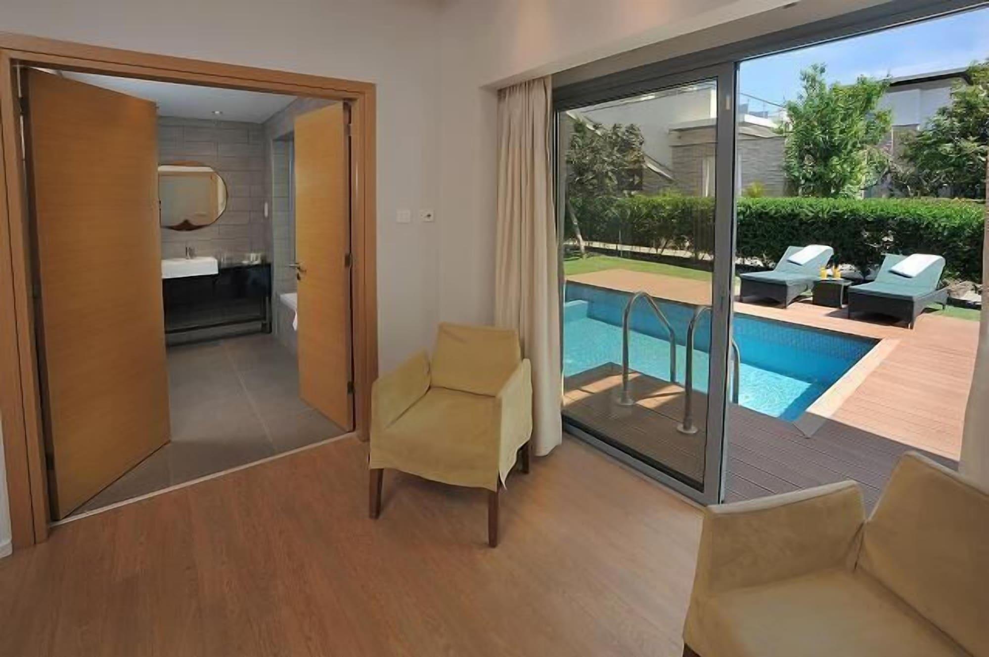 E-hotel Larnaca & Hotel Perivolia