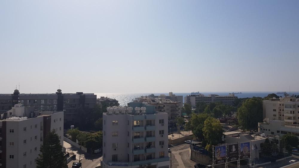 Tsanotel 3* Limassol
