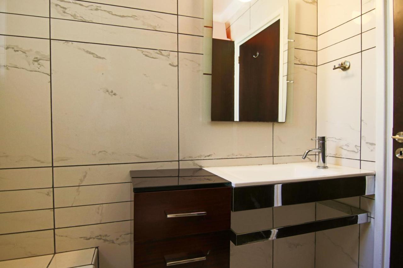 Seaside Luxury Flat * Perivolia