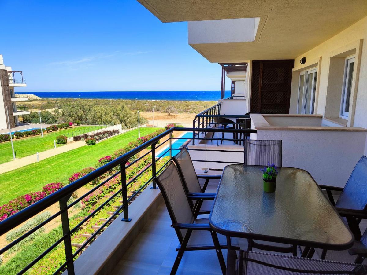 Relaxing Beachfront Apartment