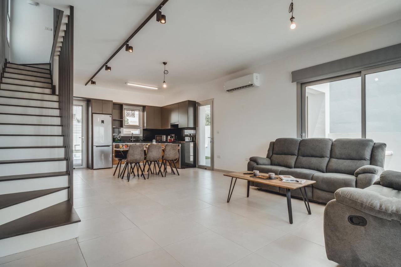 Pousada In Style In Modern 3 Bedroom Near Nissi & Square *
