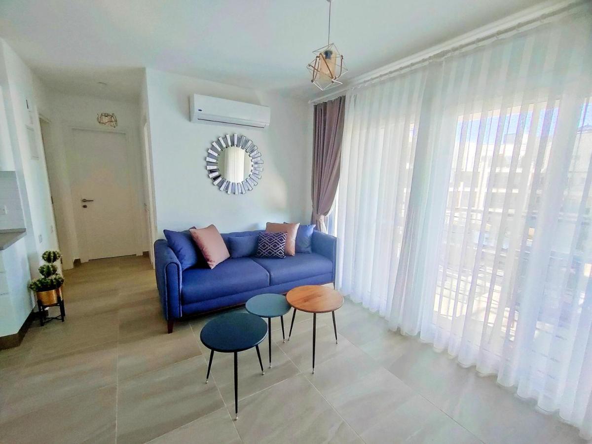 Relaxing Beachfront Apartamento Vokolidha