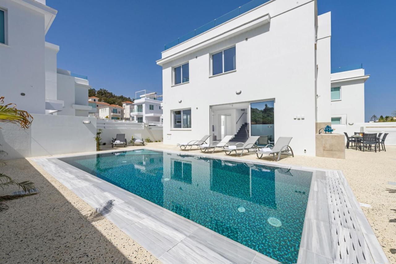 Bay Villa Protaras