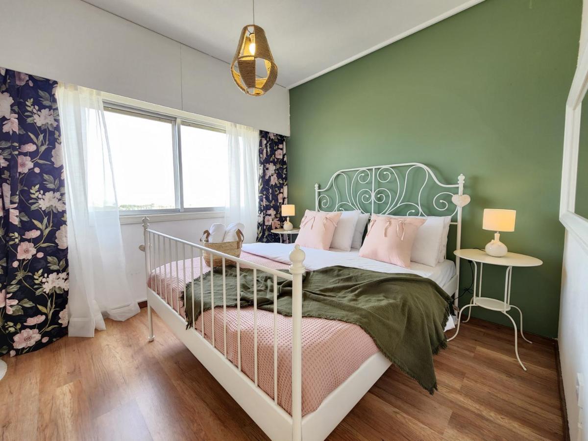 Capri Sea View One Bedroom Appartement *