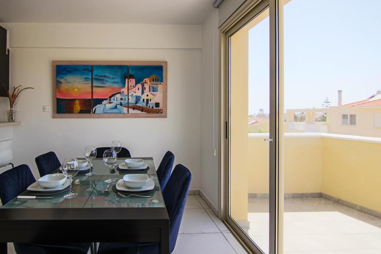 Seaside Luxury Flat