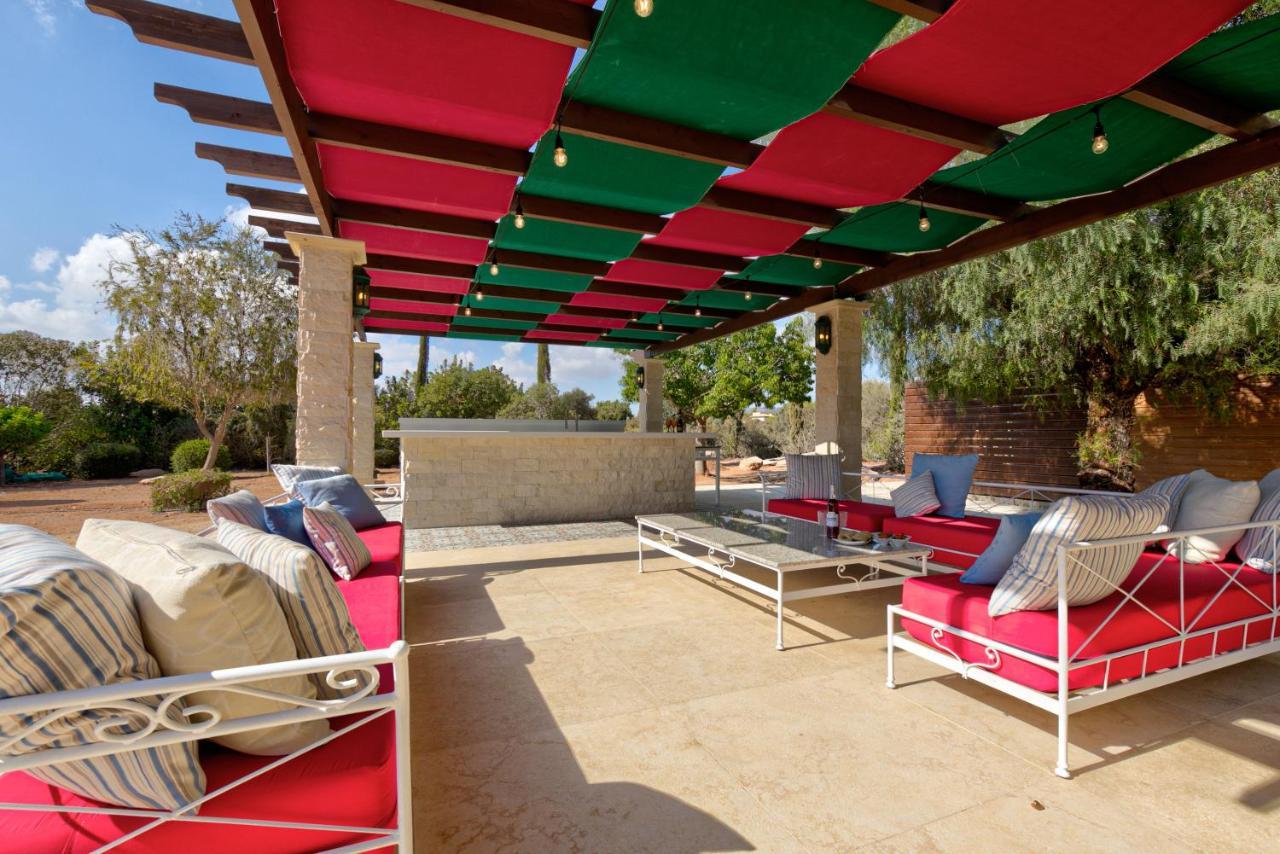 Villa Delphin 375 Fantastic With Amazing Outside Space, Aphrodite Hills *