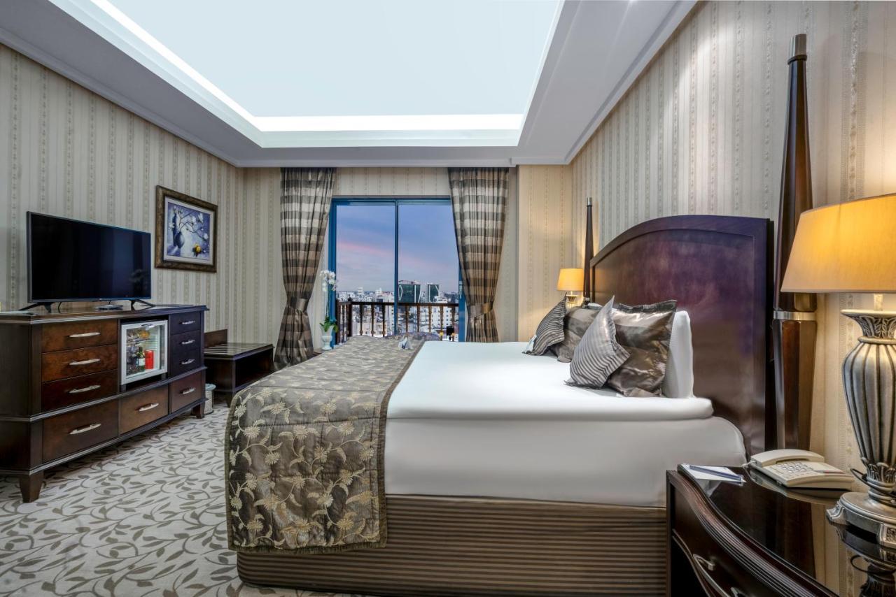 Hotel Merit & Casino