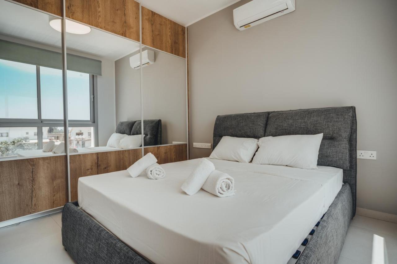 In Style In Modern 3 Bedroom Near Nissi & Square Pousada