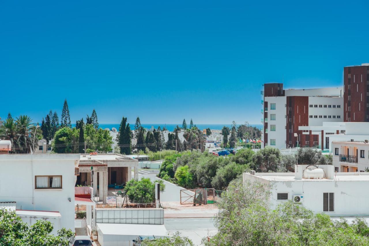 In Style In Modern 3 Bedroom Near Nissi & Square Pousada *
