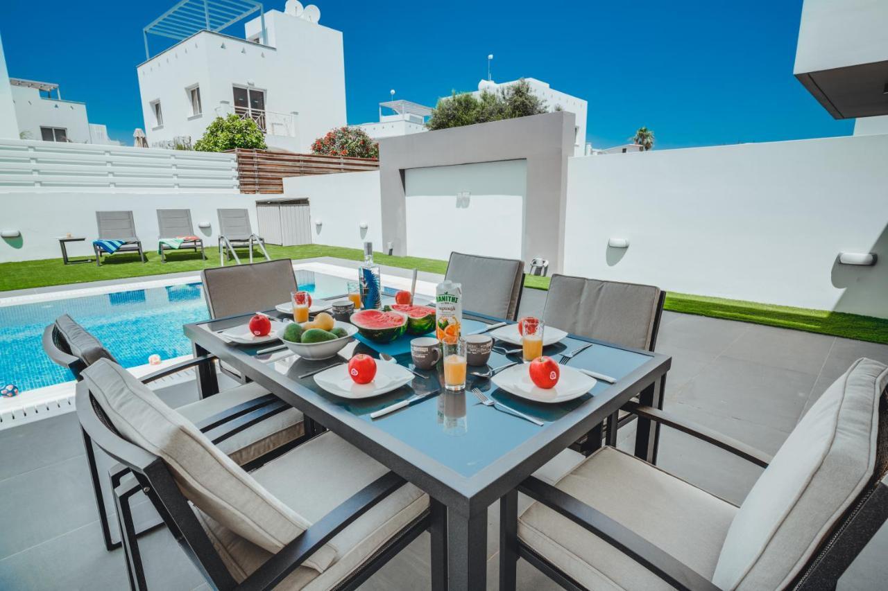 In Style In Modern 3 Bedroom Near Nissi & Square Pousada Agia Napa