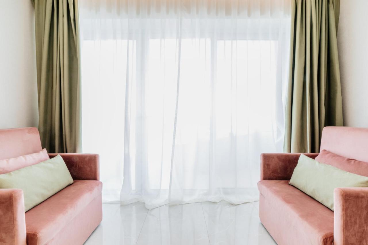 Hotel At Herbal Boutique &