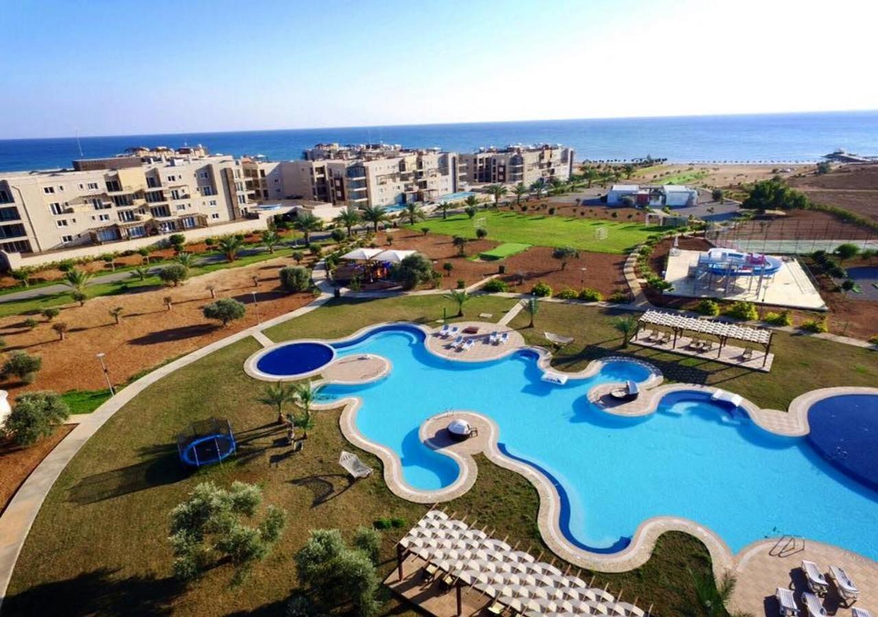 Relaxing Beachfront Apartamento Vokolidha