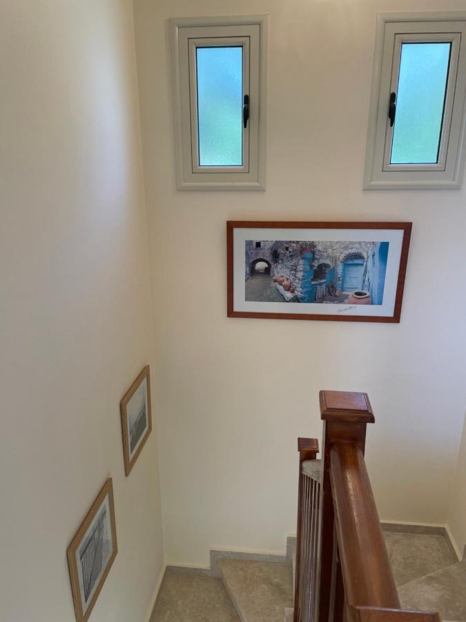Villa Denis, Marine Drive, Coral Bay