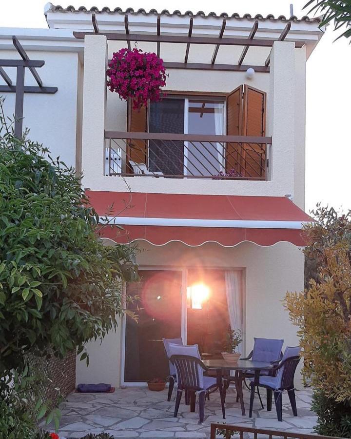 Vakantiehuis House In Eva Gardens With Pool&garden *