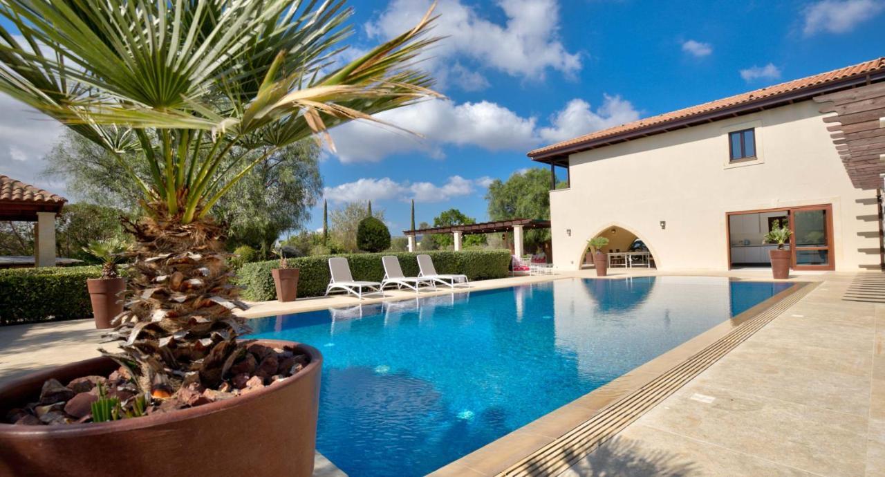 Villa Delphin 375 Fantastic With Amazing Outside Space, Aphrodite Hills *