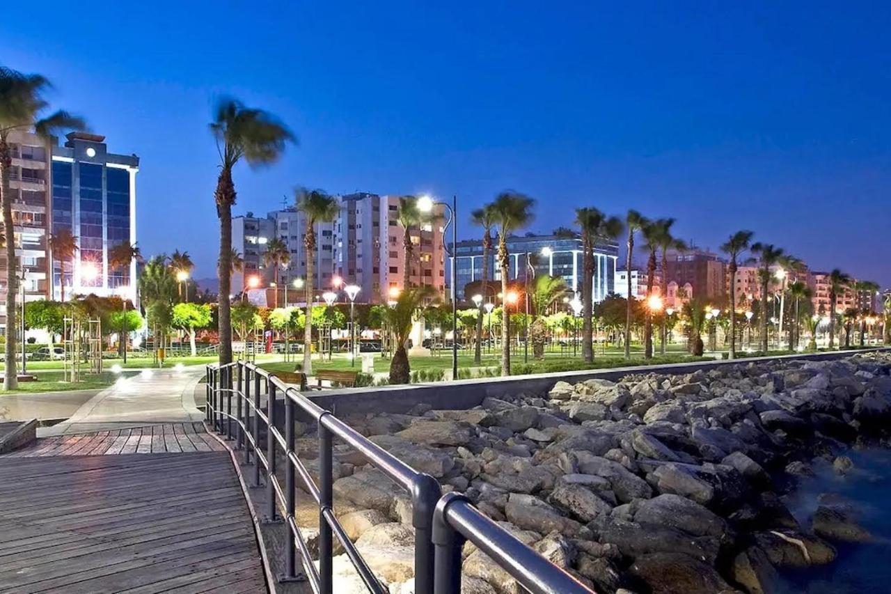 Sea Front & City Center, Amazing Sea View Apartamento *