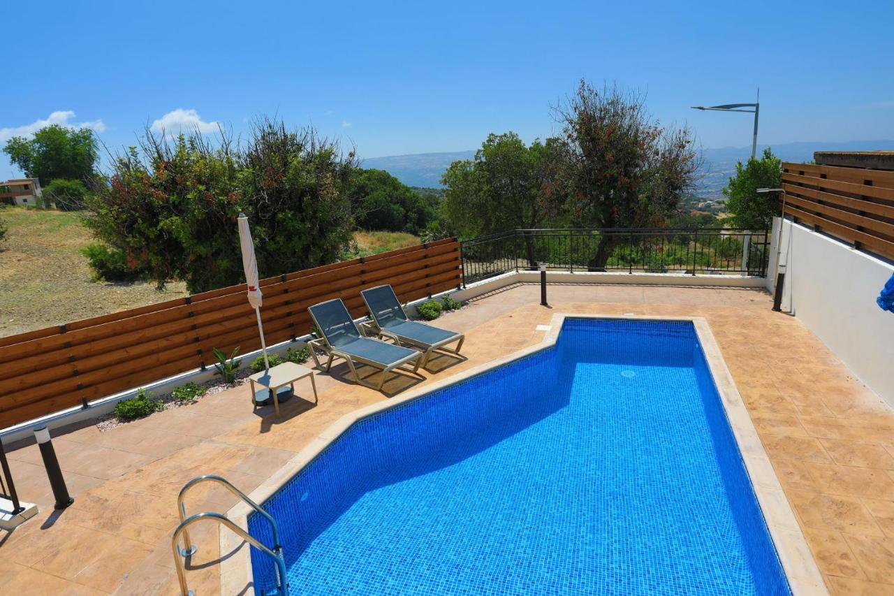 Lefkas