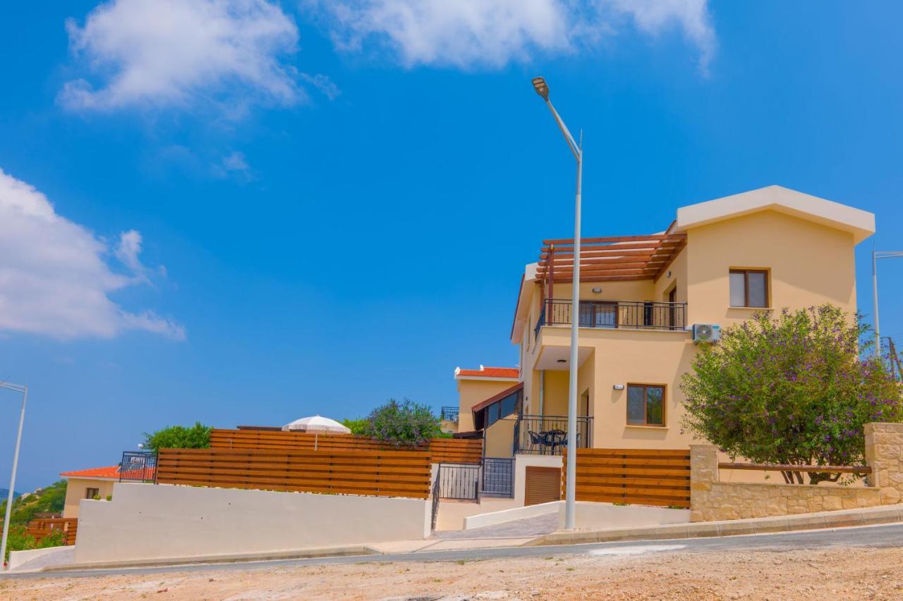 Lefkas Villa