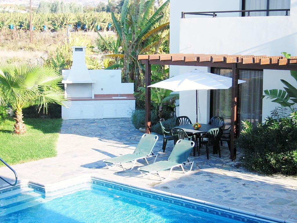 Aura Villa