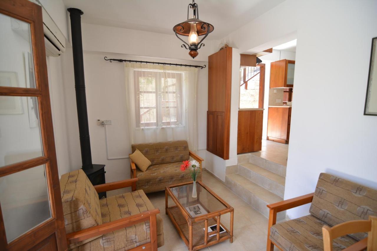 Country house Elpida's Stone