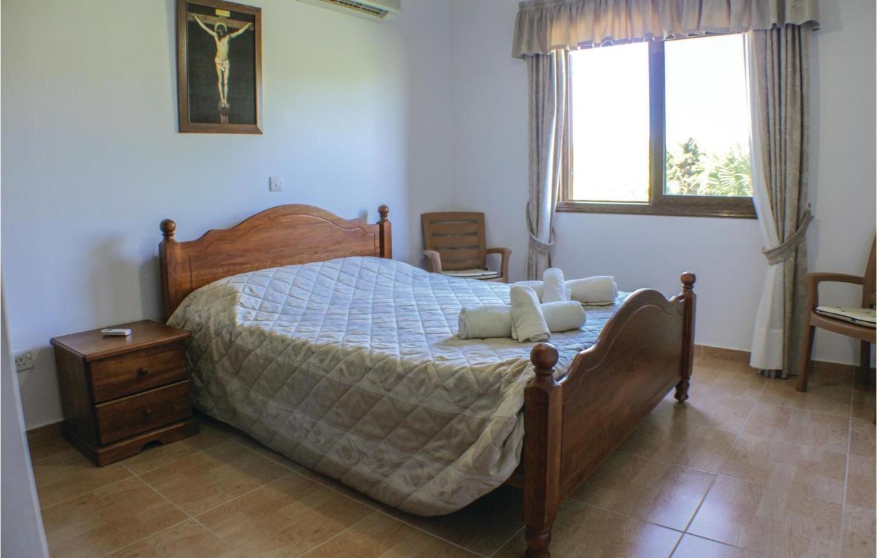 Stunning In Maroni-larnaca With Wifi *