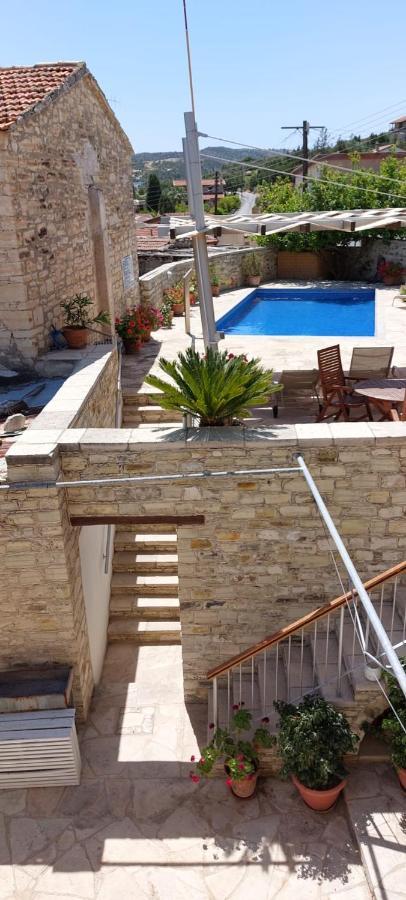 Country house Anesi House *