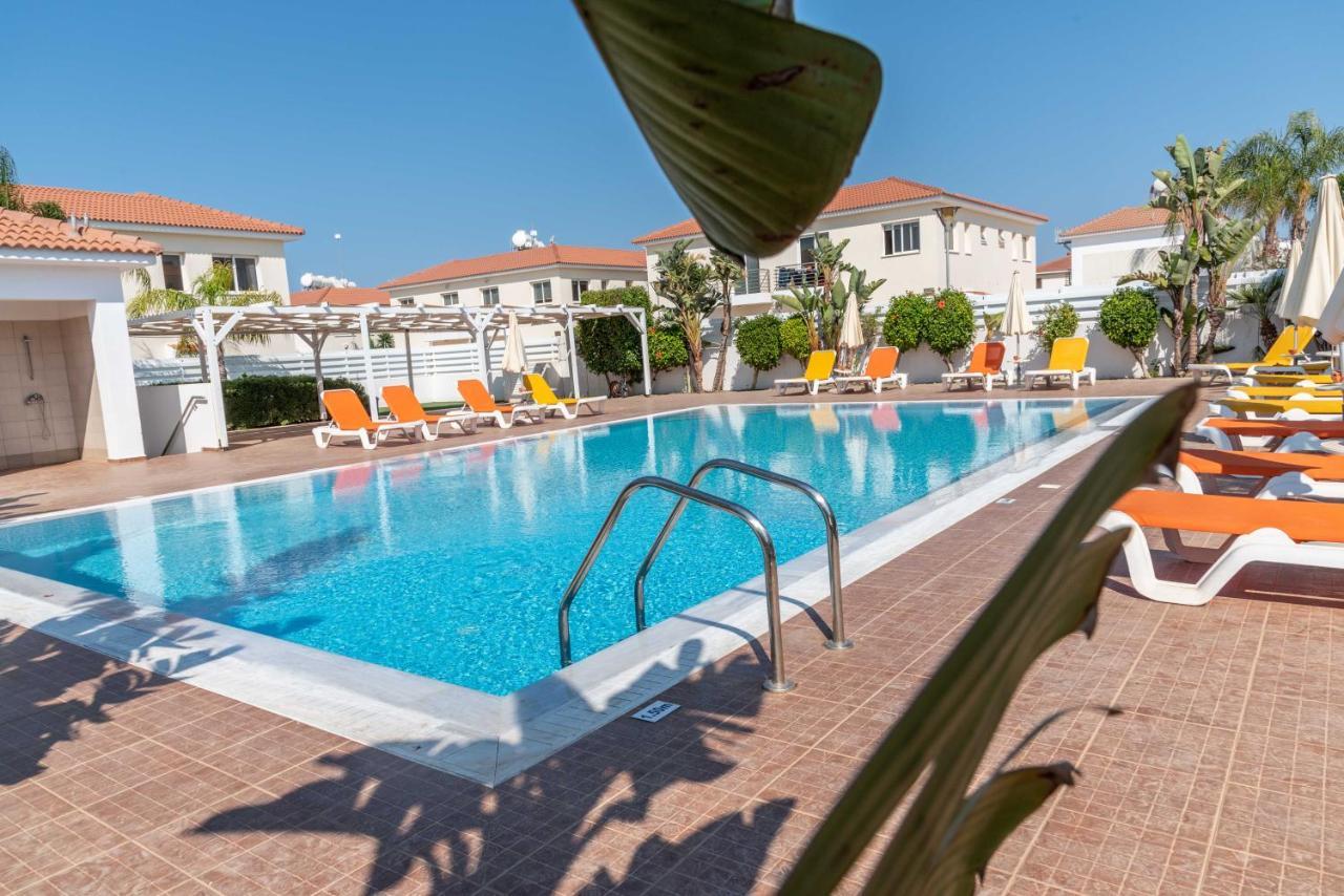 Mythical Sands Resort, Proteam * Paralimni