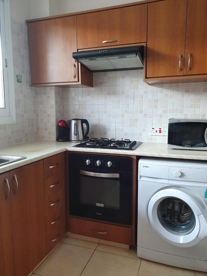 Apartamento Ancient - Cozy Place Next To The Sea, Marina, Historical Sites, Buses, Mall, And Market *
