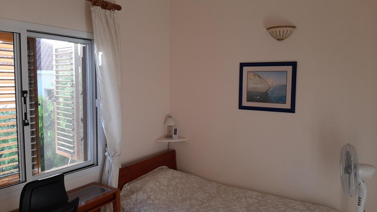 House In Eva Gardens With Pool&garden Vakantiehuis Peyia