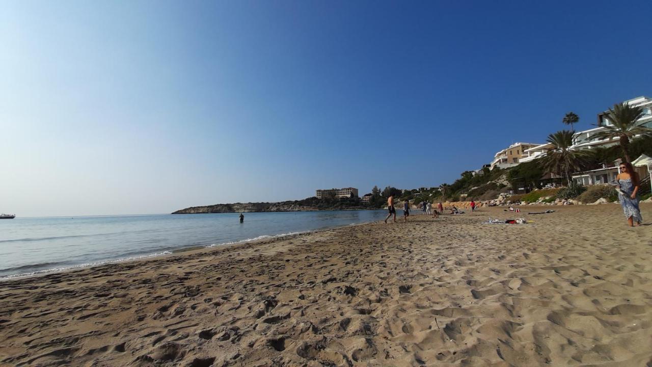 Eva Gardens Corner House With Stunning Garden And Huge Swimming Pool Next To Coral Bay Pegeia