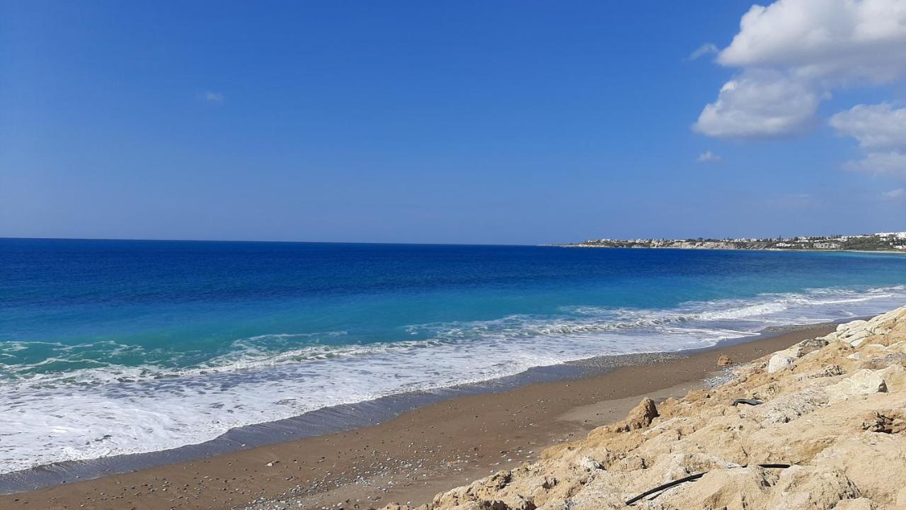 House In Eva Gardens With Pool&garden Vakantiehuis Peyia