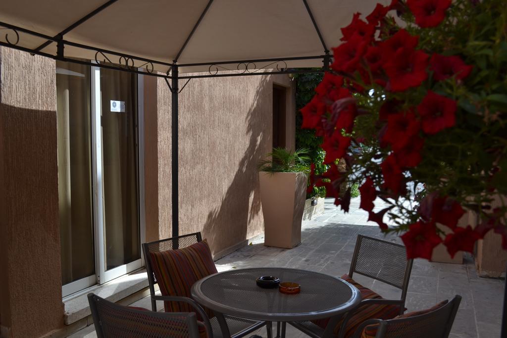 Aparthotel Irene's Limassol