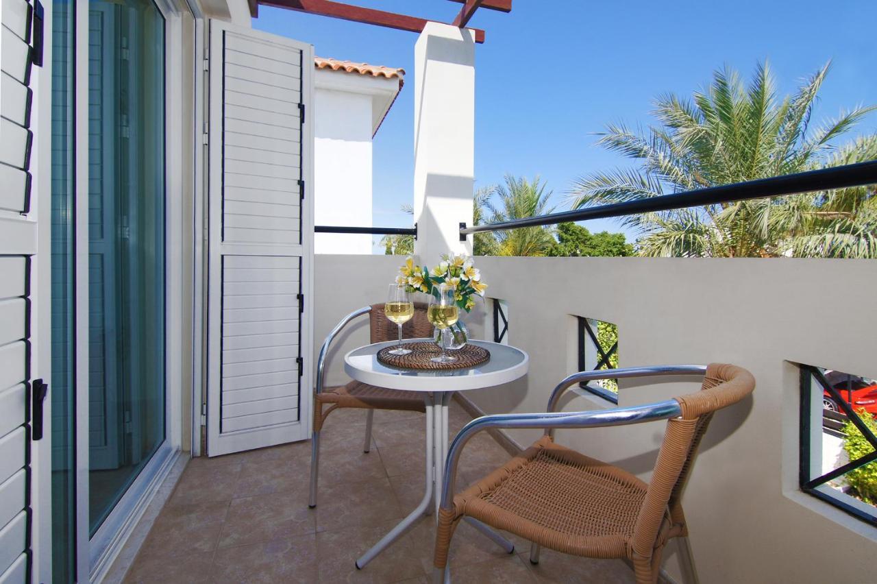 Villa Palm