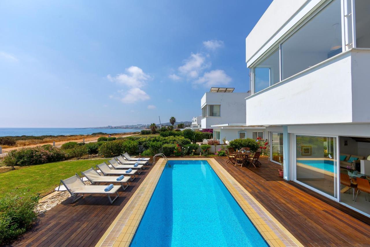 Villa Beachfront Alia Protaras