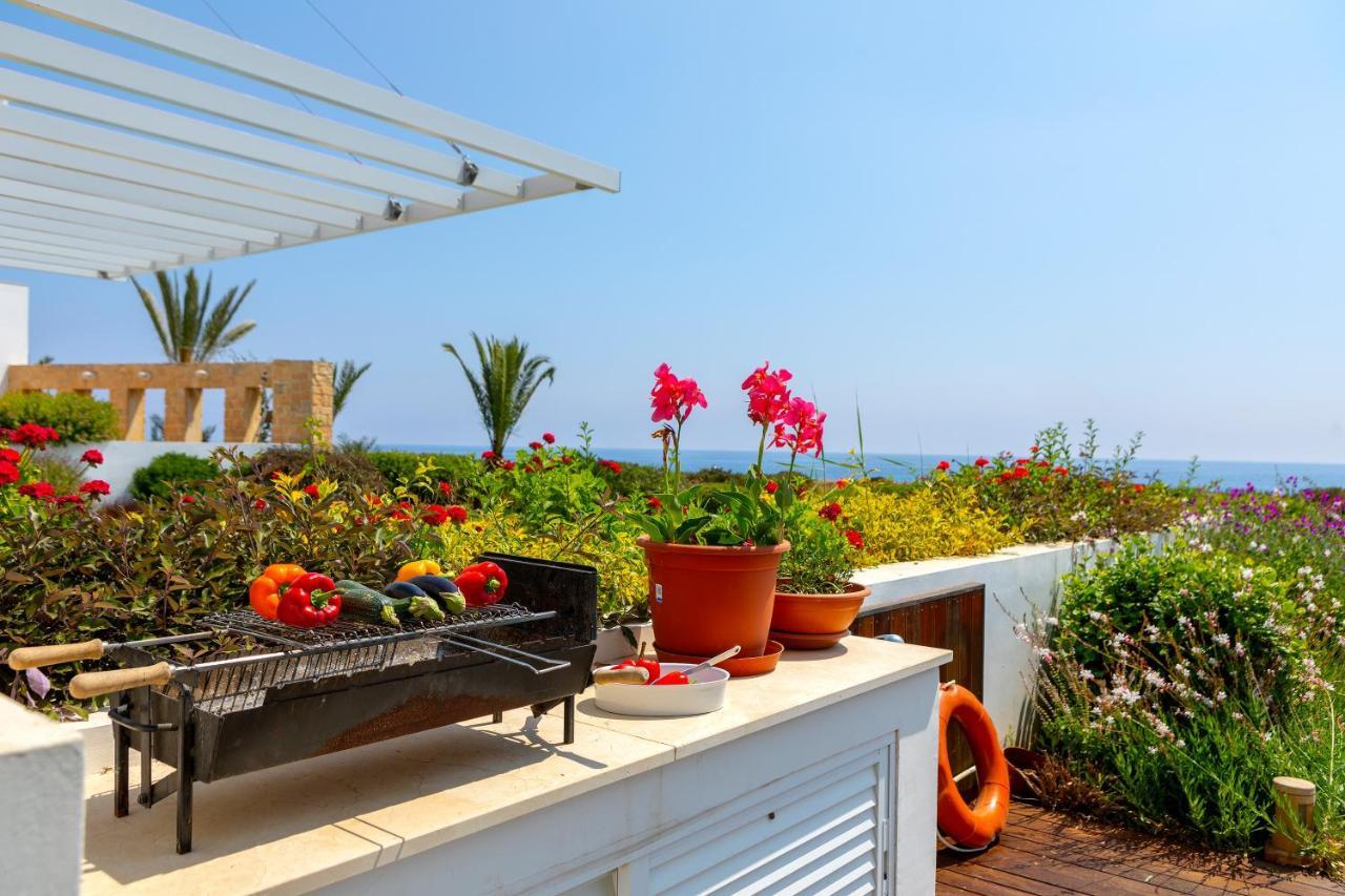 Protaras Beachfront Villa Alia