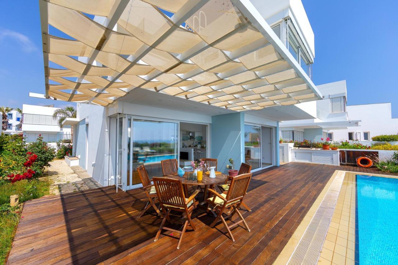 Beachfront Alia Villa