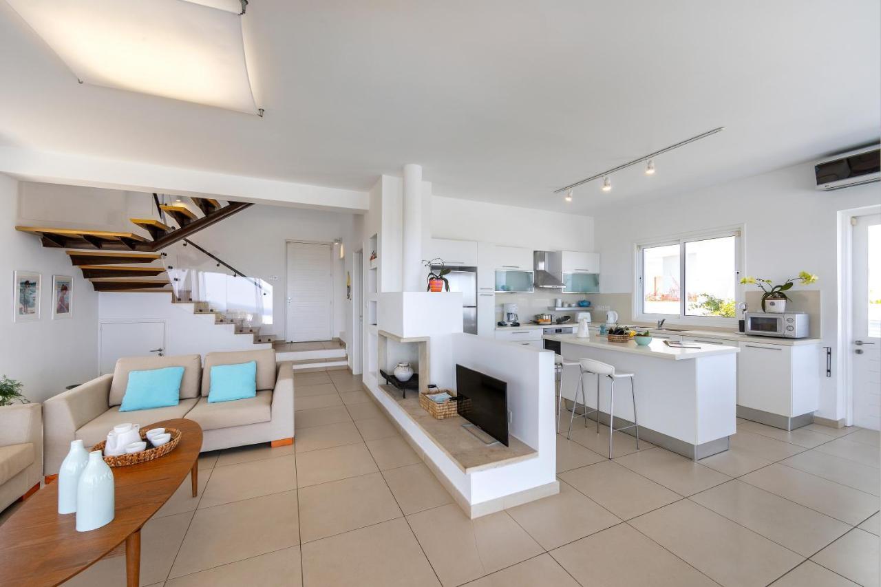 Villa Beachfront Alia Protaras