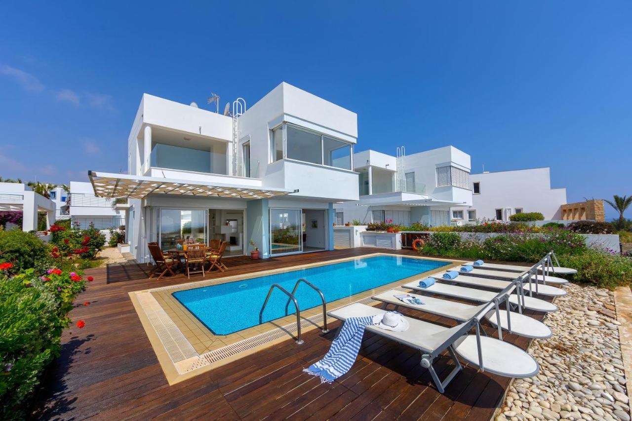 Beachfront Alia Villa