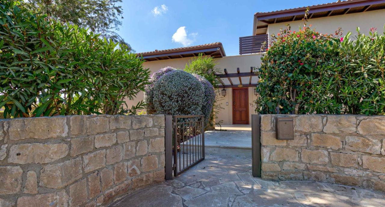 Delphin 375 Fantastic With Amazing Outside Space, Aphrodite Hills