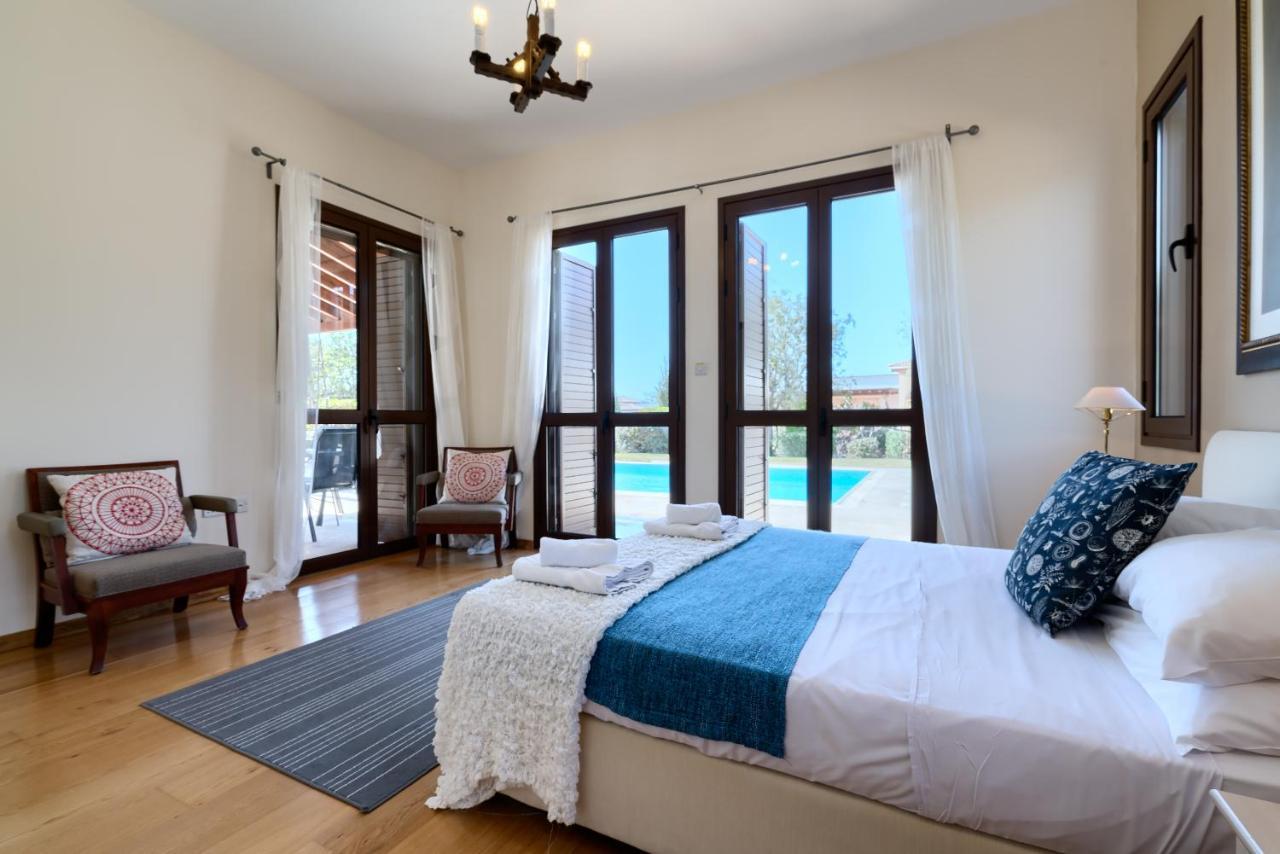 Beautiful Villa Dionysus With Private Pool In Peaceful Location - Aphrodite Hills Villa Kouklia