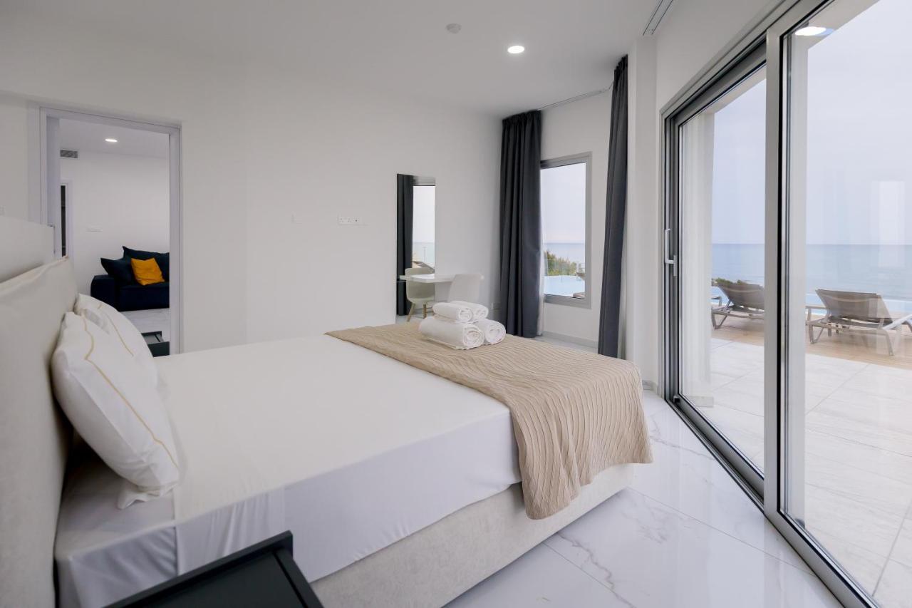 Mediterranean Dream Beachfront Villa Larnaca