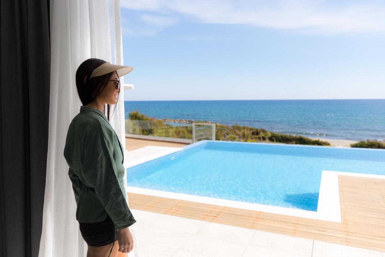 Villa Mediterranean Dream Beachfront *