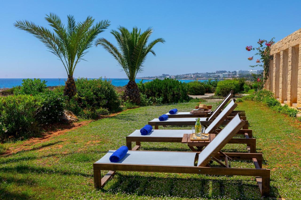 Villa Seafront Violetta