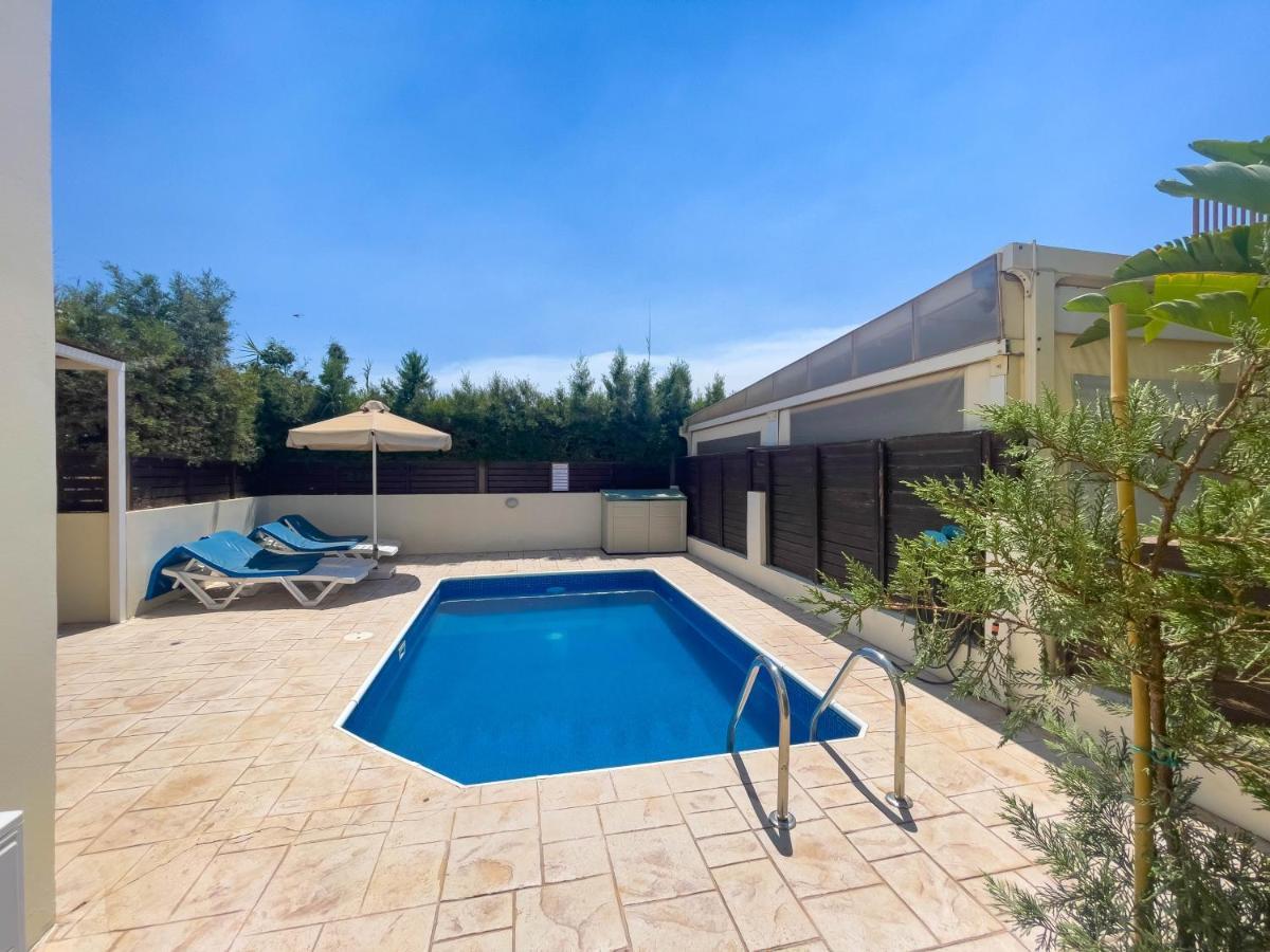 Fotini Villa *